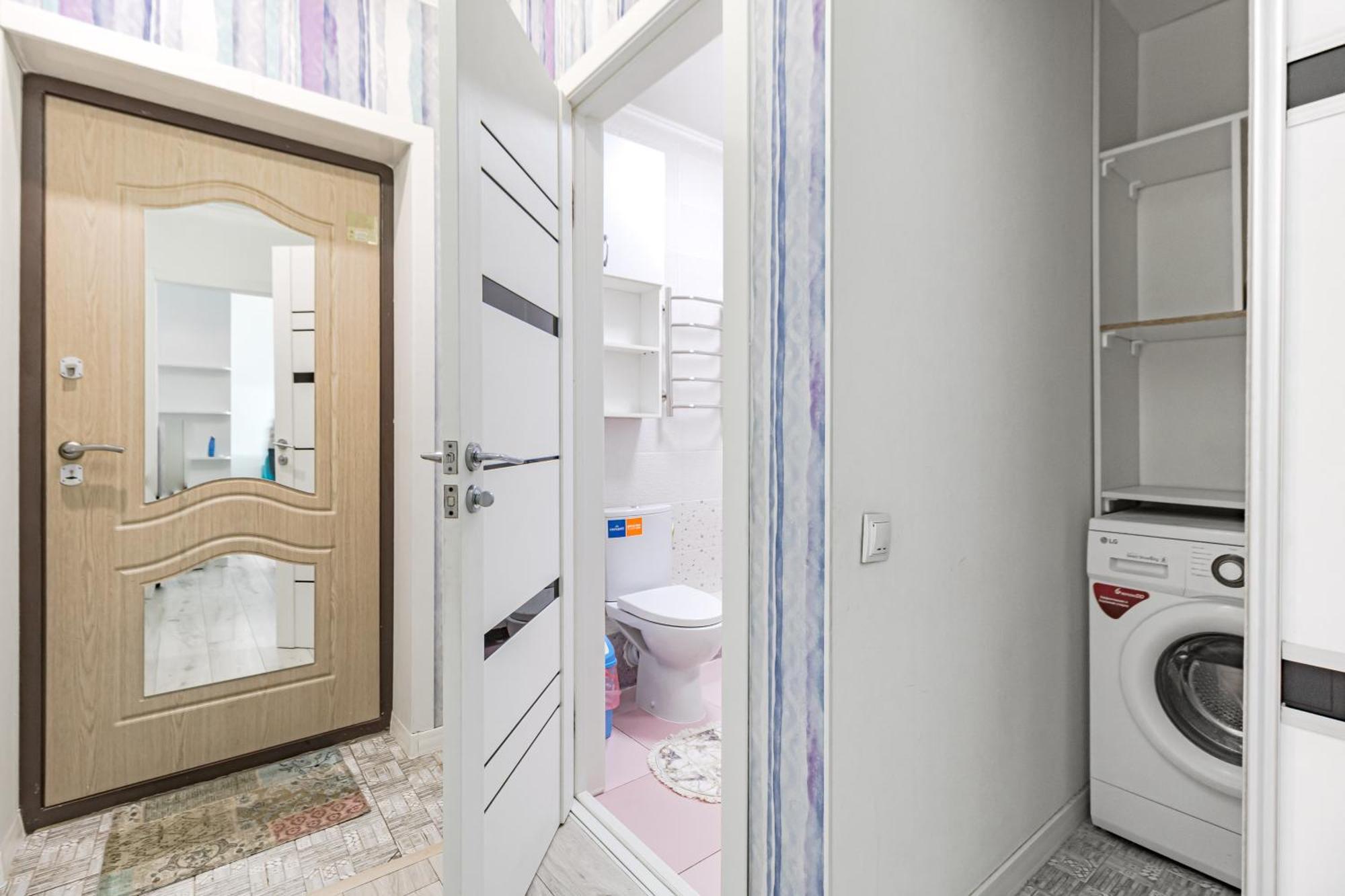 Apartment 7 я 21-6-150 *
